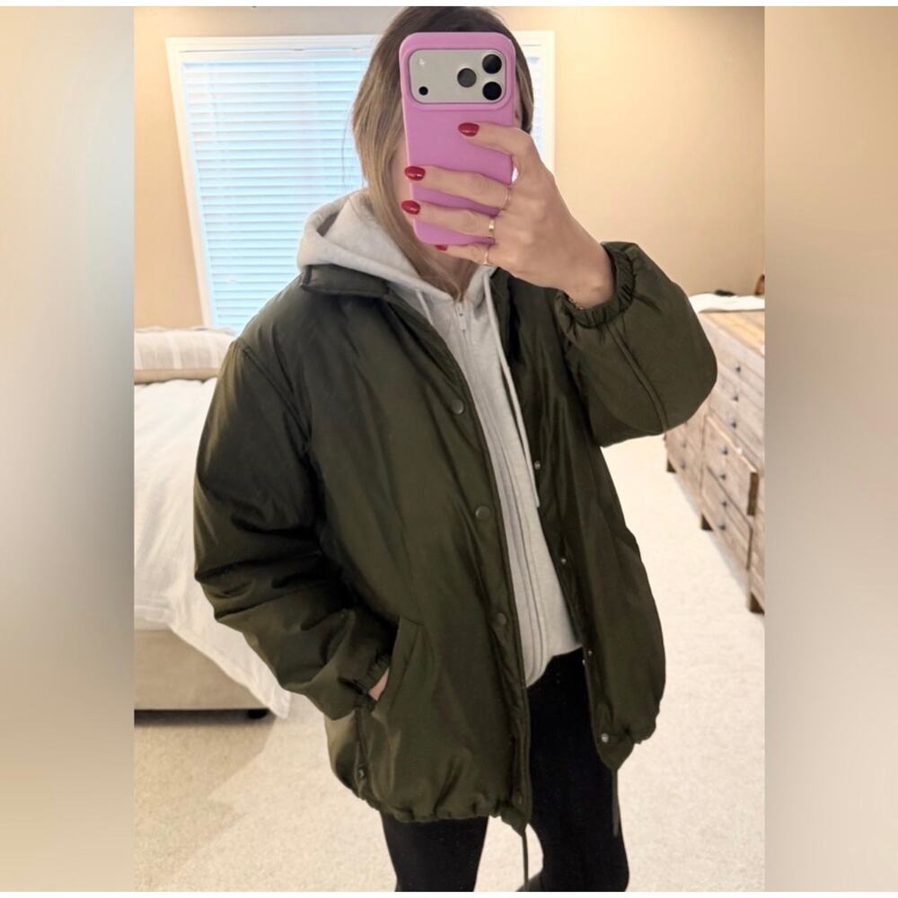 Aritzia TNA Coaches Jacket Olive - Small